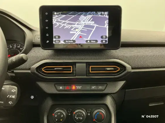 DACIA SANDERO III - voiture d'occasion - Photo 13