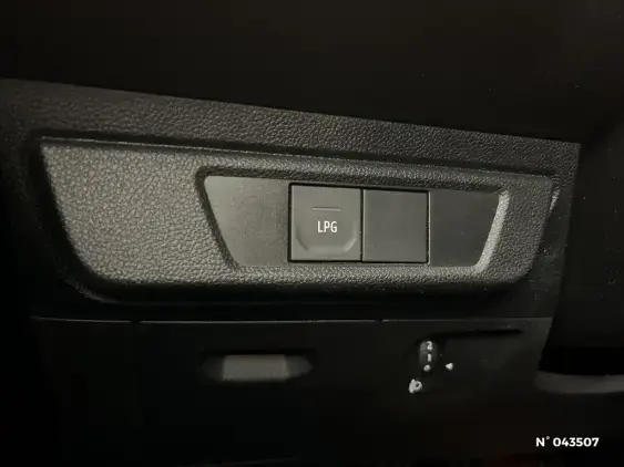 DACIA SANDERO III - voiture d'occasion - Photo 15