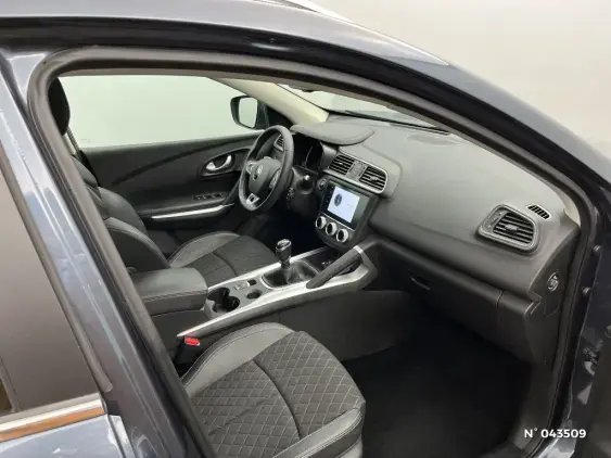 RENAULT KADJAR - voiture d'occasion - Photo 10