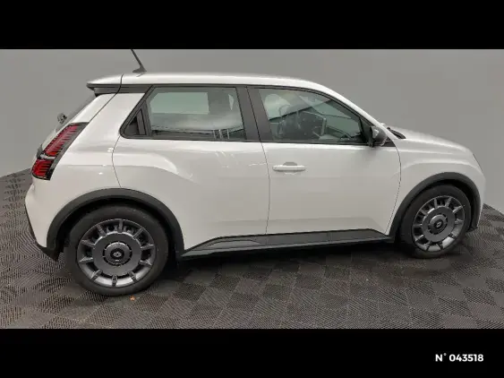 RENAULT 5 III - voiture d'occasion - Photo 5