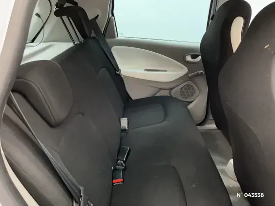 RENAULT ZOE - voiture d'occasion - Photo 11