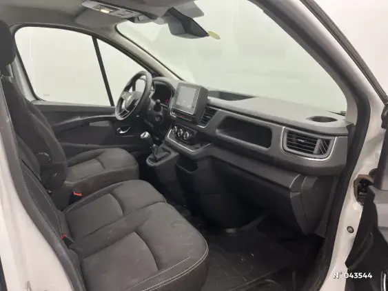 RENAULT TRAFIC FG III - voiture d'occasion - Photo 10