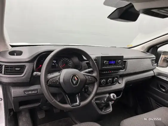 RENAULT TRAFIC FG III - voiture d'occasion - Photo 9