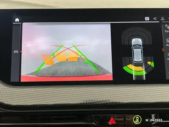 BMW SERIE 1 F40 - voiture d'occasion - Photo 14