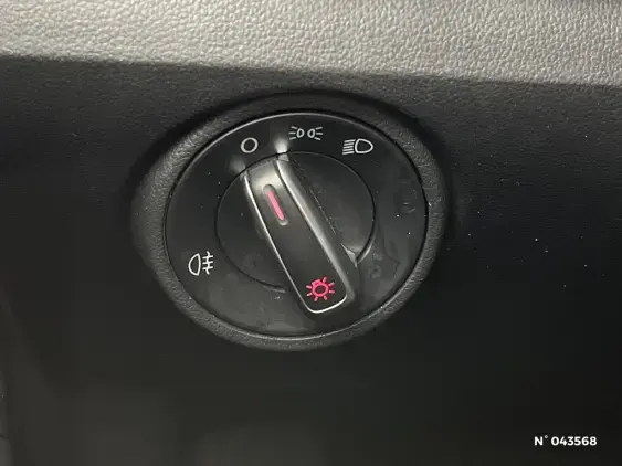 VOLKSWAGEN UP - voiture d'occasion - Photo 15