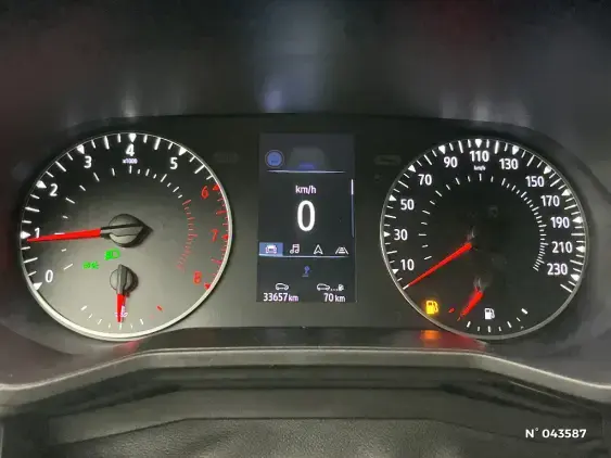 RENAULT CLIO V - voiture d'occasion - Photo 12