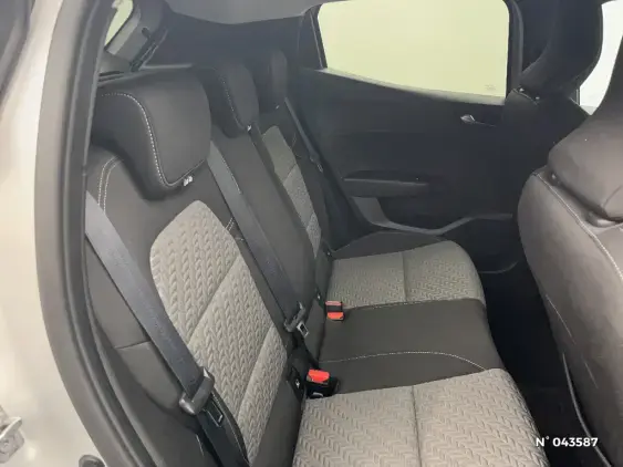 RENAULT CLIO V - voiture d'occasion - Photo 11