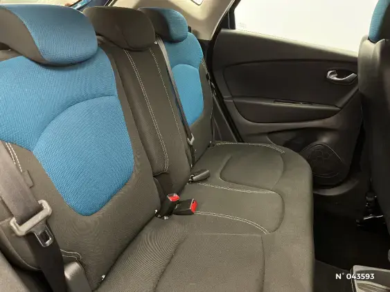 RENAULT CAPTUR - voiture d'occasion - Photo 11