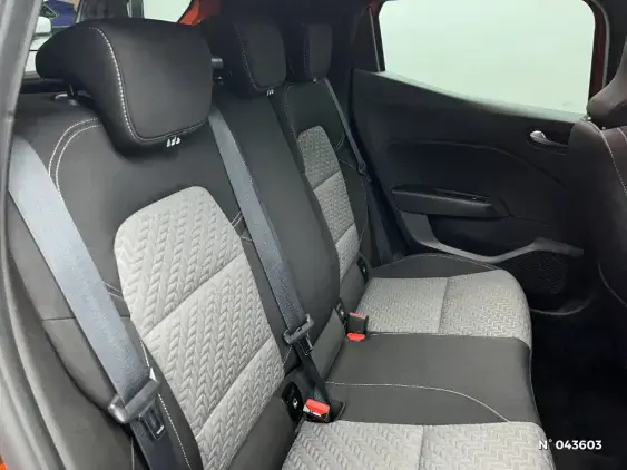 RENAULT CLIO V - voiture d'occasion - Photo 11