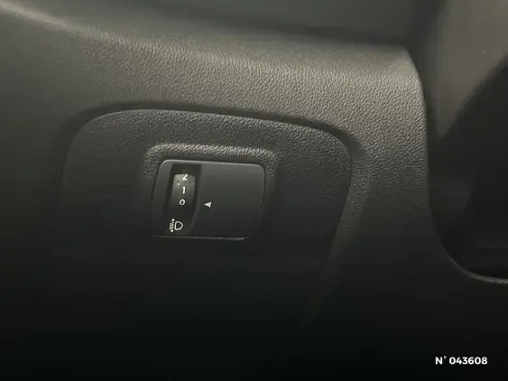 RENAULT SCENIC IV - voiture d'occasion - Photo 15