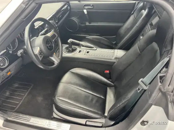 MAZDA MX-5 III - voiture d'occasion - Photo 10