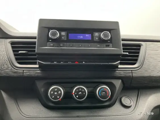 RENAULT TRAFIC FG III - voiture d'occasion - Photo 13