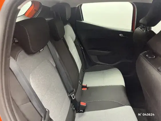 RENAULT CLIO V - voiture d'occasion - Photo 11