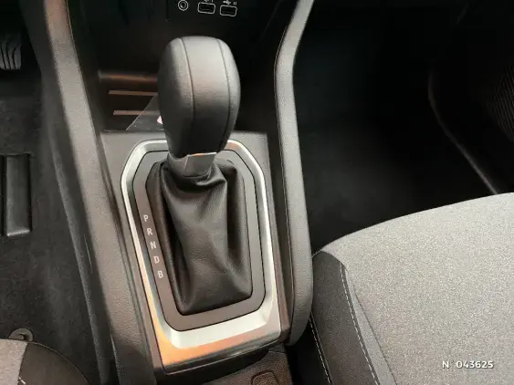 RENAULT CLIO V - voiture d'occasion - Photo 24