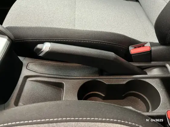 RENAULT CLIO V - voiture d'occasion - Photo 25