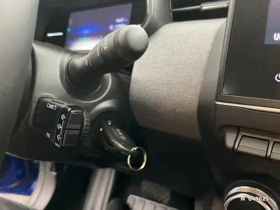 RENAULT CLIO V - voiture d'occasion - Photo 26