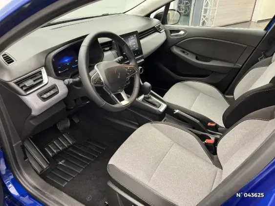 RENAULT CLIO V - voiture d'occasion - Photo 10