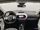 RENAULT TWINGO III - Photo 9