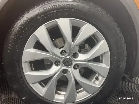 RENAULT CAPTUR II - voiture d'occasion - Photo 8