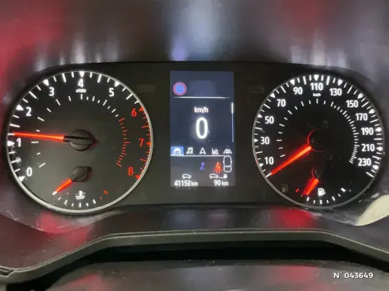 RENAULT CLIO V - voiture d'occasion - Photo 12