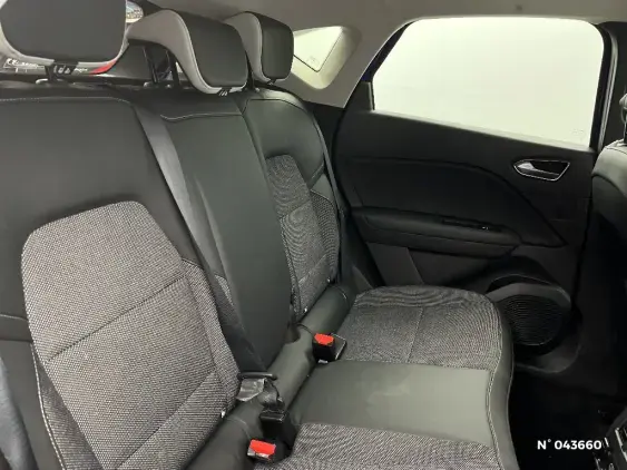 RENAULT CAPTUR II - voiture d'occasion - Photo 11