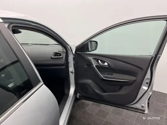 RENAULT KADJAR - voiture d'occasion - Photo 10