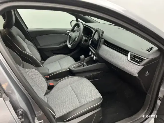 RENAULT CLIO V - voiture d'occasion - Photo 10