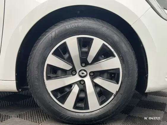 RENAULT CLIO V - voiture d'occasion - Photo 8