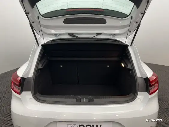 RENAULT CLIO V - voiture d'occasion - Photo 7