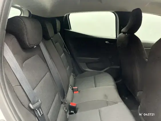 RENAULT CLIO V - voiture d'occasion - Photo 11