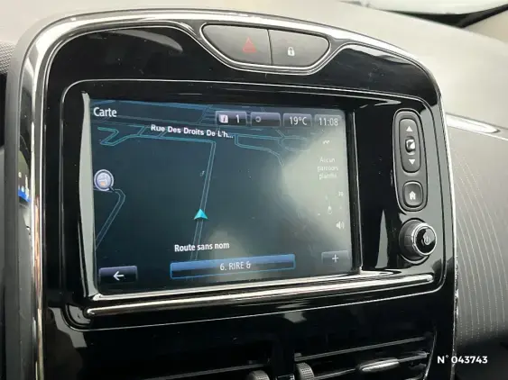 RENAULT ZOE - voiture d'occasion - Photo 13