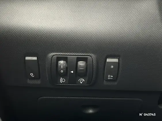 RENAULT ZOE - voiture d'occasion - Photo 15