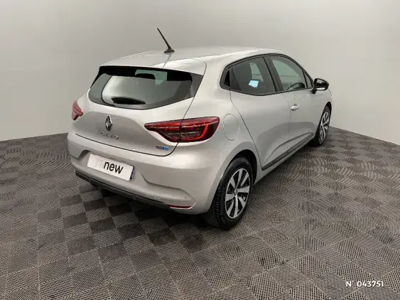 RENAULT CLIO V - voiture d'occasion - Photo 4