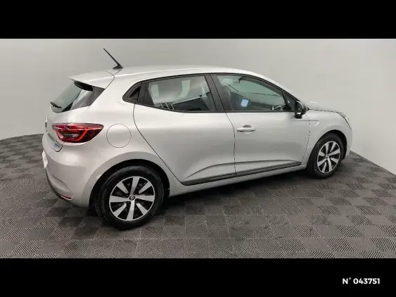 RENAULT CLIO V - voiture d'occasion - Photo 5