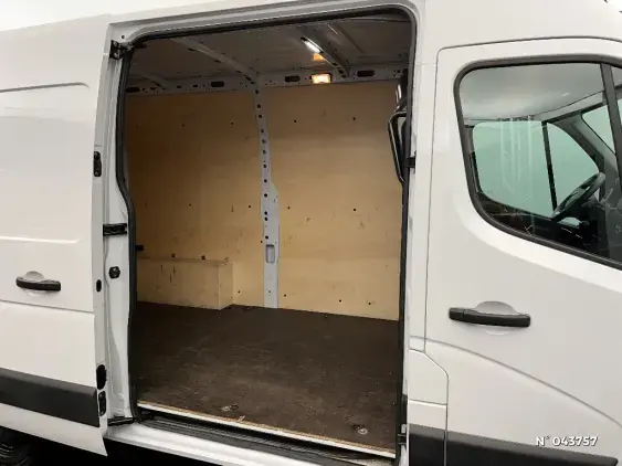 RENAULT MASTER FG III - voiture d'occasion - Photo 11