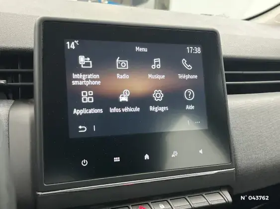 RENAULT CLIO V - voiture d'occasion - Photo 13