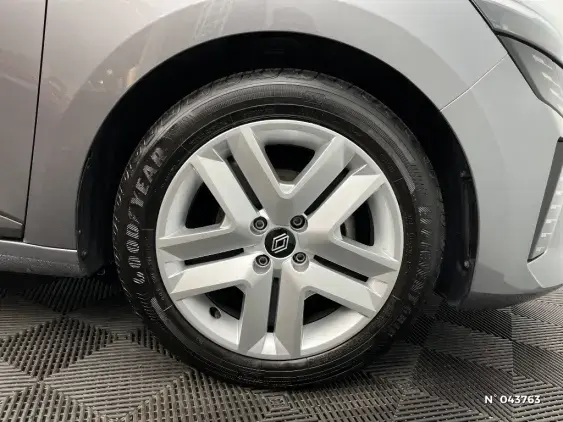 RENAULT CLIO V - voiture d'occasion - Photo 8