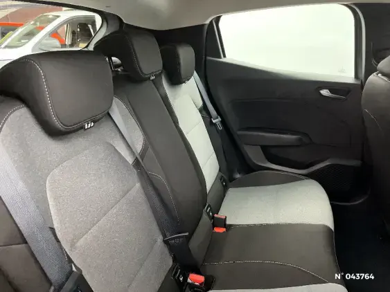 RENAULT CLIO V - voiture d'occasion - Photo 11