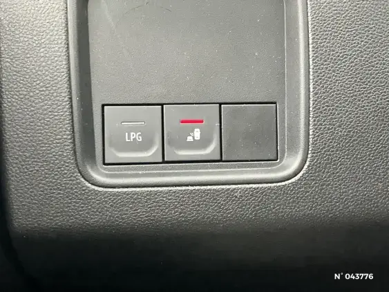 DACIA DUSTER II - voiture d'occasion - Photo 15