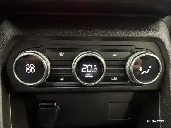 DACIA SANDERO III - voiture d'occasion - Photo 26