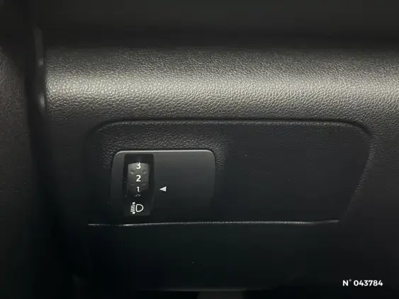 RENAULT MEGANE IV - voiture d'occasion - Photo 15