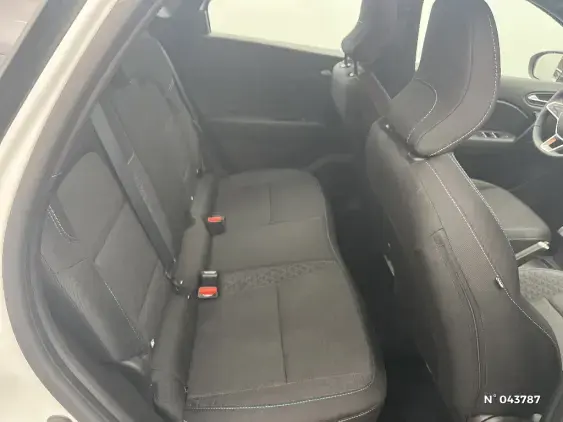 RENAULT CAPTUR II - voiture d'occasion - Photo 11