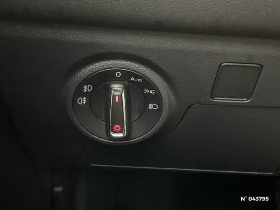 SEAT ARONA - voiture d'occasion - Photo 15