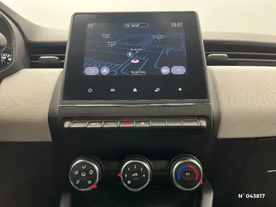 RENAULT CLIO V - voiture d'occasion - Photo 13