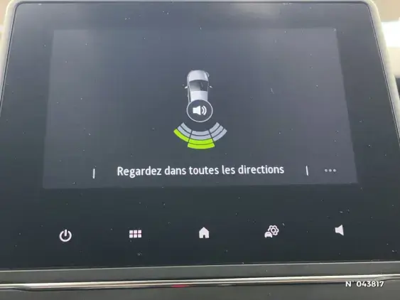 RENAULT CLIO V - voiture d'occasion - Photo 14