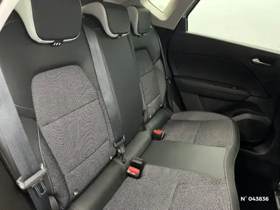 RENAULT CAPTUR II - voiture d'occasion - Photo 11