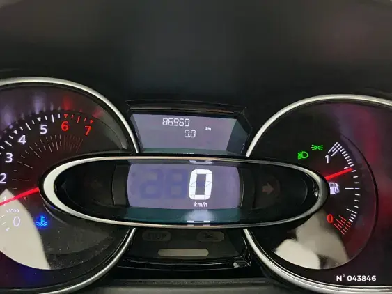 RENAULT CLIO IV - voiture d'occasion - Photo 12