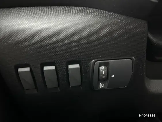 RENAULT TWINGO III - voiture d'occasion - Photo 15