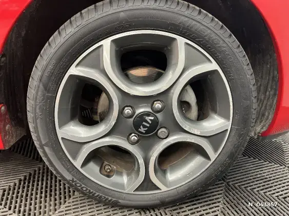 KIA PICANTO II - voiture d'occasion - Photo 8