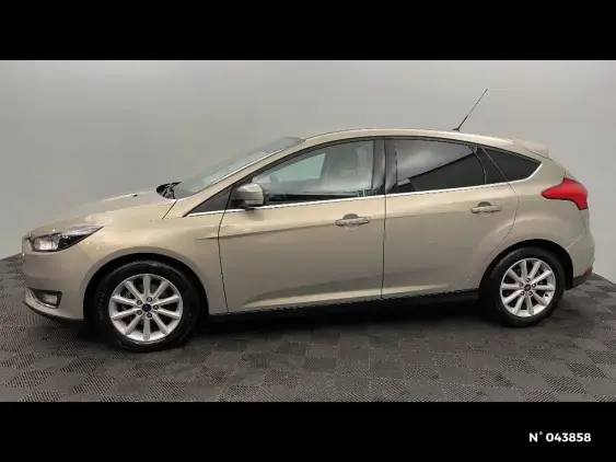 FORD FOCUS III - voiture d'occasion - Photo 2